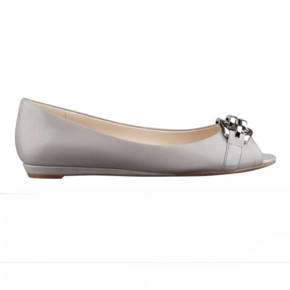 Nine West Gray Amedea Peep-Toe Ballet Flats Size 7 - Picture 2 of 11